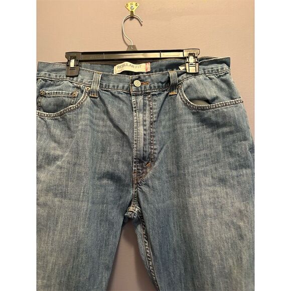 Levi's 505 Men's Jeans 36x30 Blue Straight Light Wash Denim - Picture 2 of 10